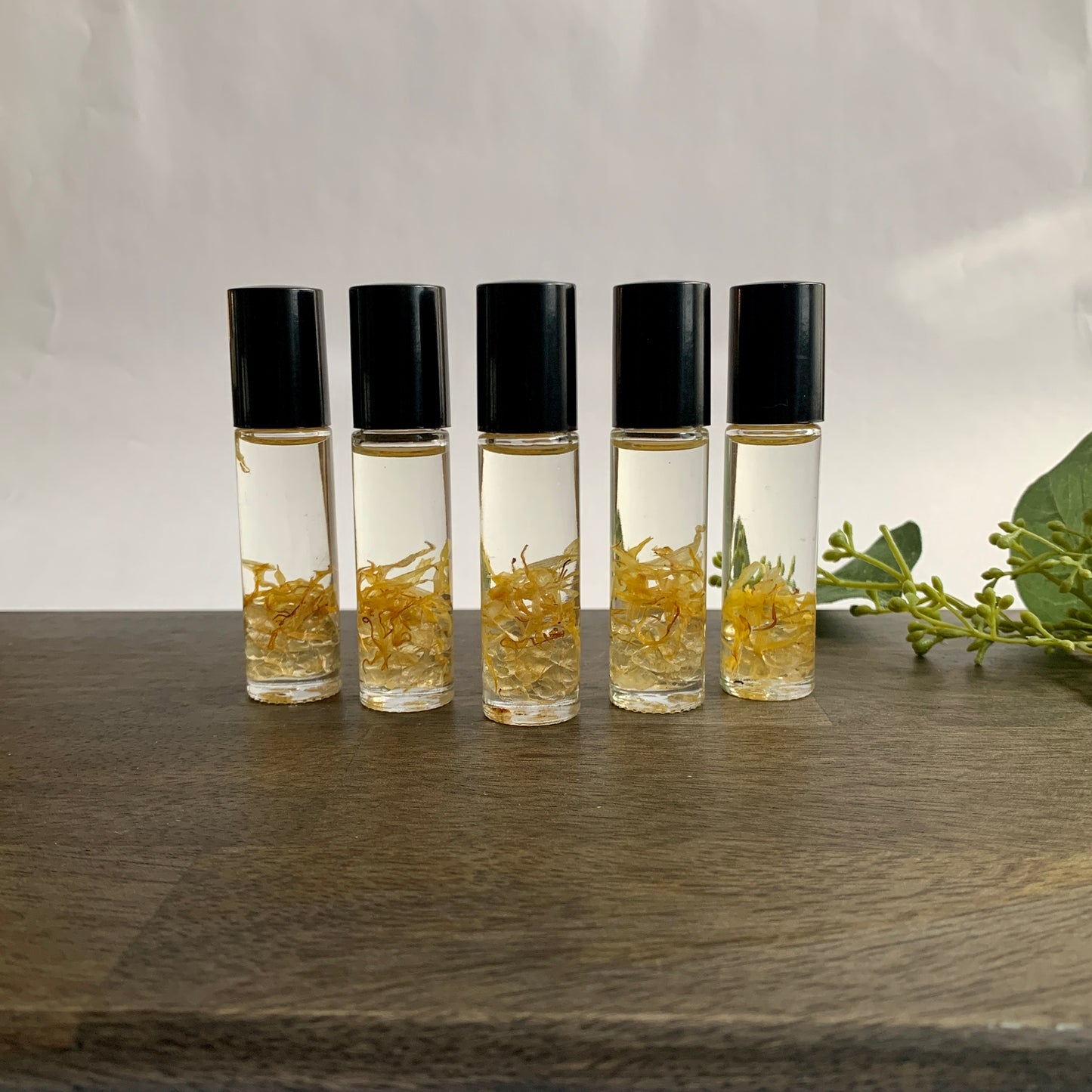 Vanilla Perfume Roller - Natural Roll-On Perfume with Calendula Petals & Plant Oils