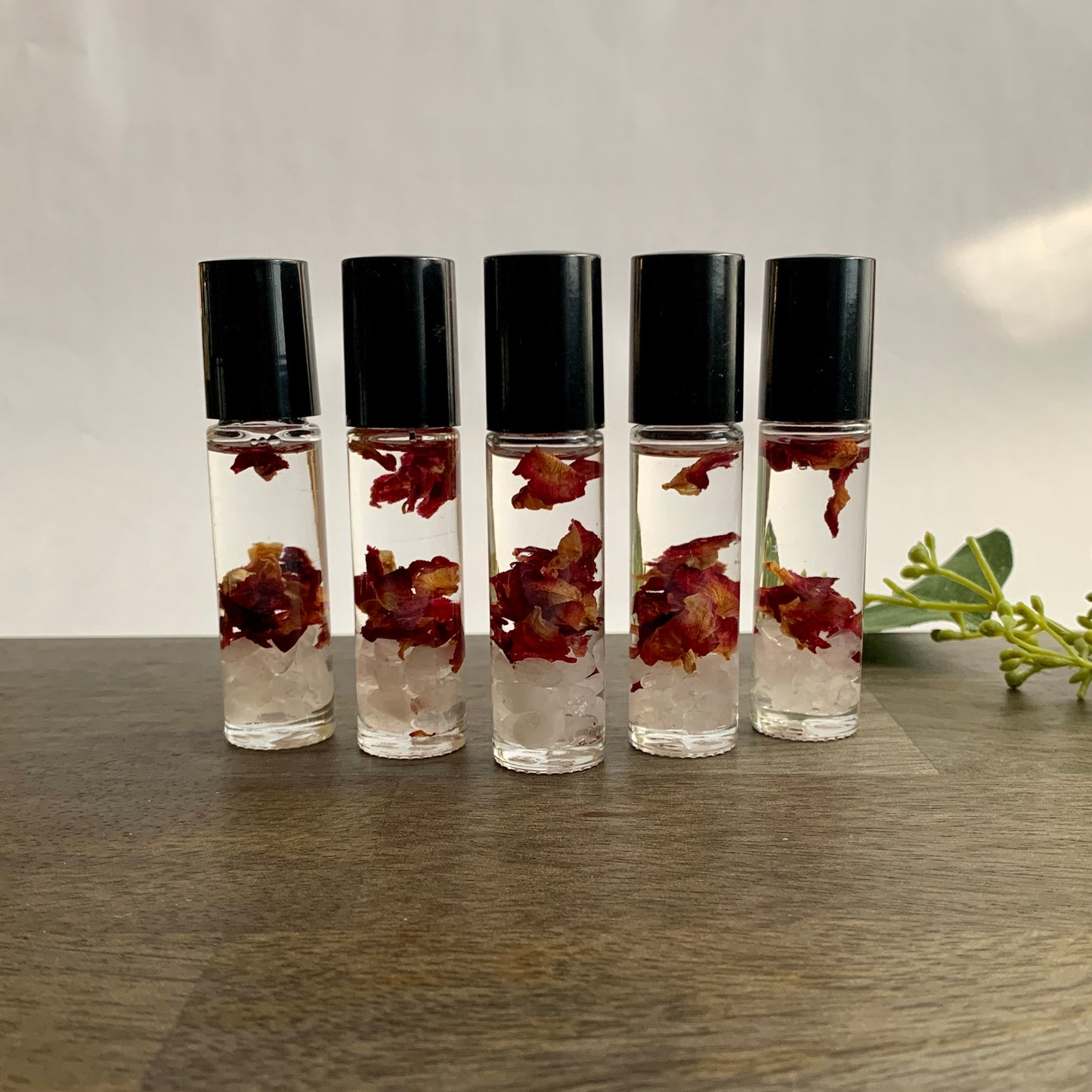 Rose Perfume Roller - Romantic Aromatherapy Roll-On with Rose Petals & Natural Oils
