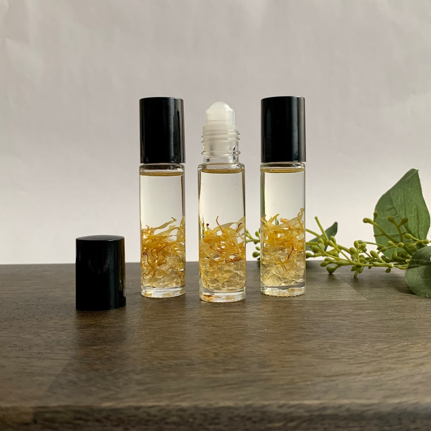 Vanilla Perfume Roller - Natural Roll-On Perfume with Calendula Petals & Plant Oils