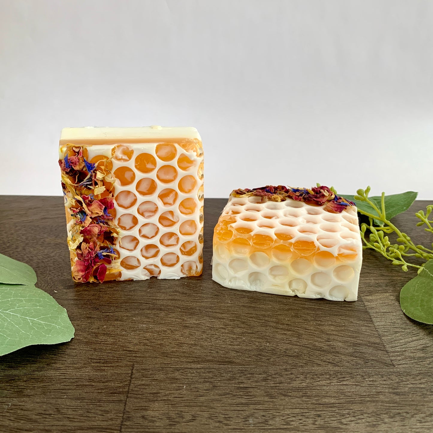 Golden Honeycomb & Wildflower Honey Soap - Luxury Milk Bar with Dried Petals